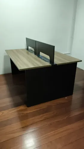 VENDE-SE - MESA DE ESCRITÓRIO DUPLA