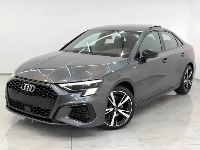 Audi A3 Sed. Perform. Black 2.0 TFSI S-tronic 2023