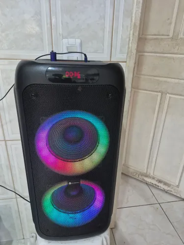 Caixa de Som Evoke 1000