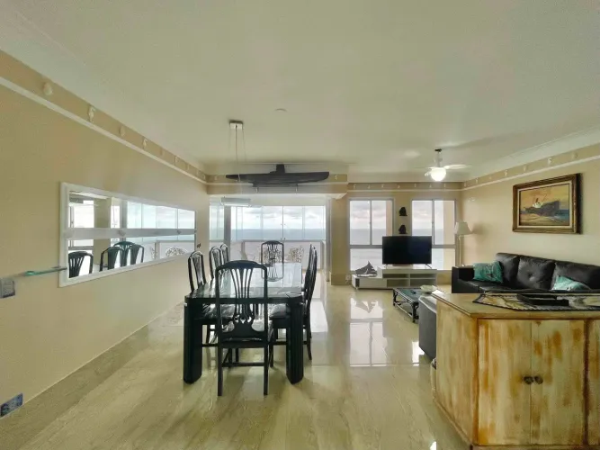 Apartamento 3 Dormitórios, 2 Suites, Sacada Vista mar à Venda na Pitangueiras no Guarujá |