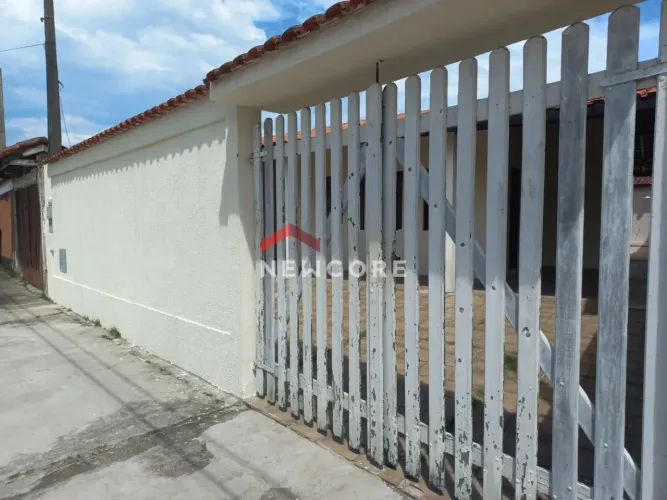 Casa em Rua dos Palmitos - Gaivota (Praia) - Itanhaém/SP