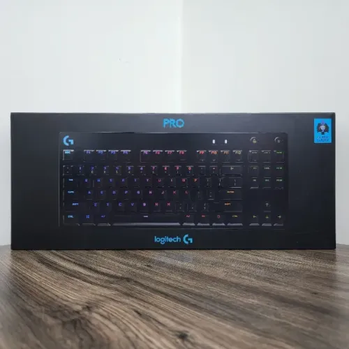 Teclado Gamer Logitech G PRO RGB Switch GX Blue Clicky - Novo, Lacrado, NF e Garantia