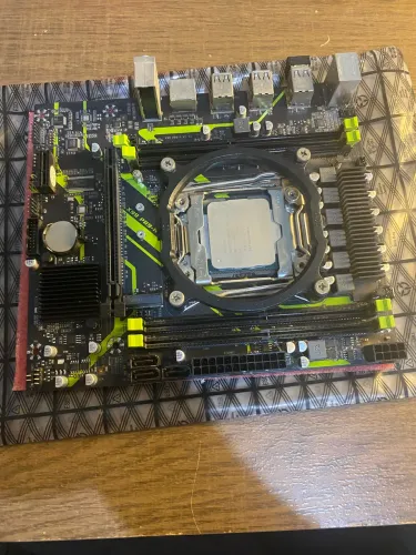 Kit Xeon E5 2666 v3 + X99 Machinist + Cooler Aigo ARGB | 10C/20T | DDR4 | NVMe