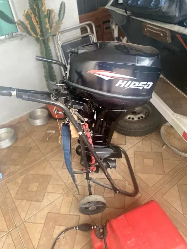 Motor de popa 15 hp 