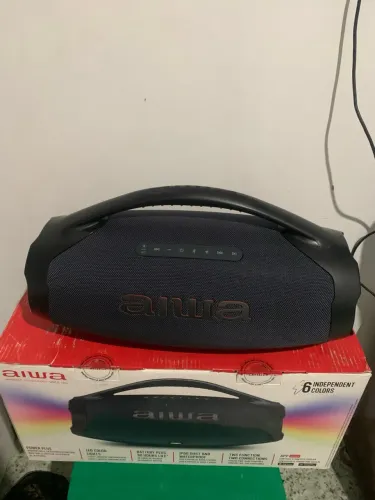 AIWAA BOOMBOX PLUS