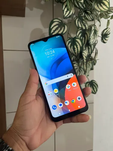 Vendo MotoE 7 de 64gb em ótimas condições