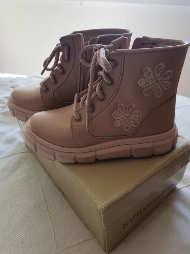 Bota infantil rosa