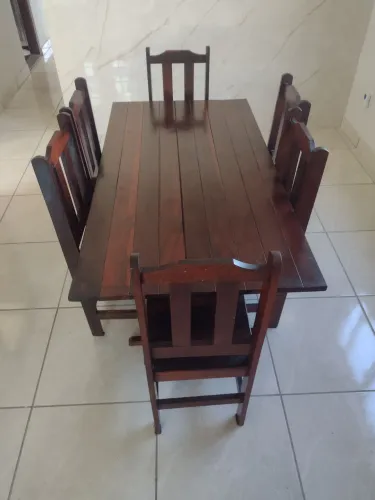 Vendo Mesa madeira massiça <br>150/80 6 cadeiras
