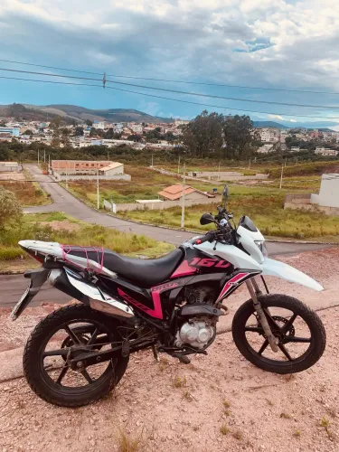 Vende-se Bros 160 2015  , Preço bom pra sair logo!!