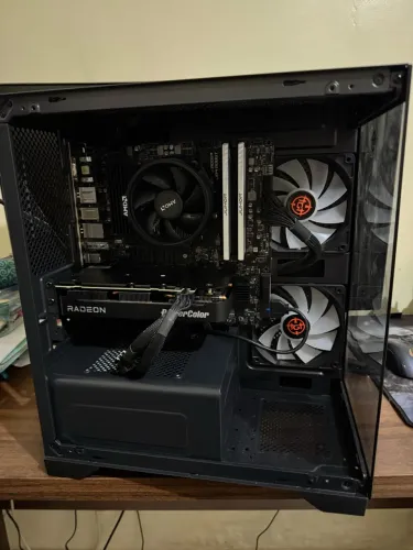 PC Gamer completo AMD