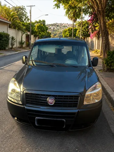 Fiat Doblo Attractive 1.4 Fire Flex 8V 5P 2012