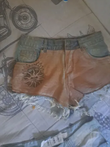 Short jeans marca FWI