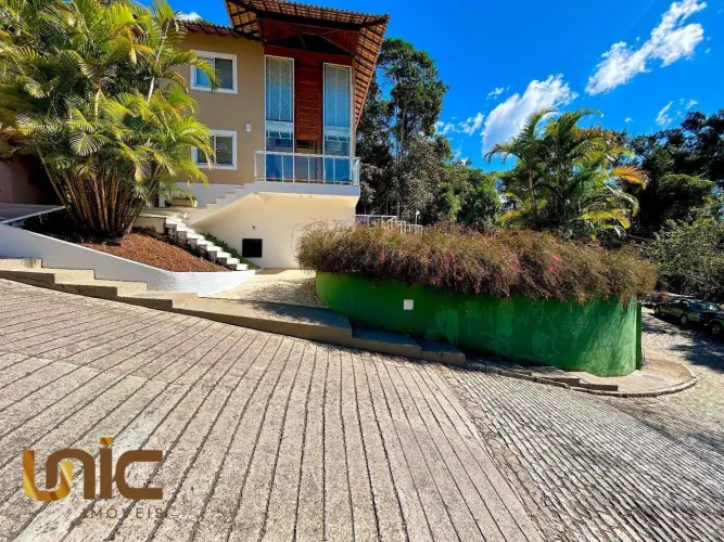Casa com 3 dormitórios à venda, 200 m² por R$ 1.450.000,00 - Bom Retiro - Teresópolis/RJ
