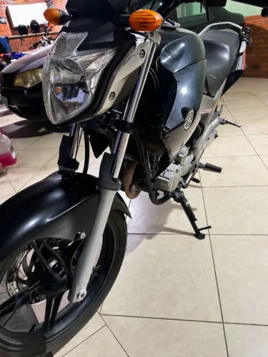 YAMANHA FAZER 250 SEGUNDO DONO