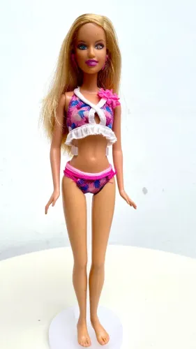 Barbie surfista 