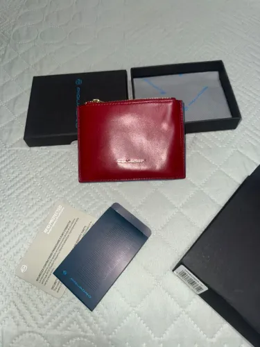 Carteira PIQUADRO com proteção RFID