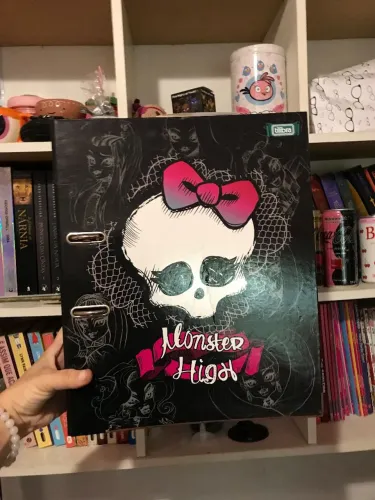 Pasta A-Z Ofício Lombo Largo Monster High<br>