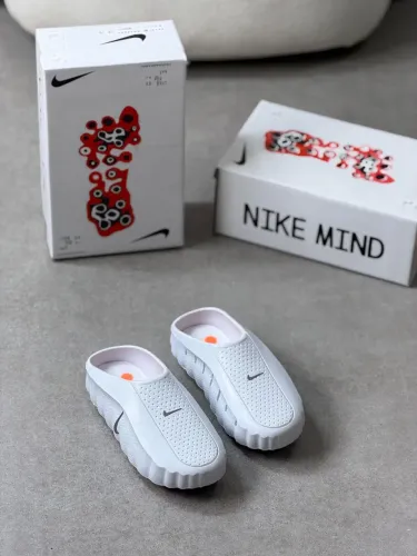 Chinelo Nike Mind