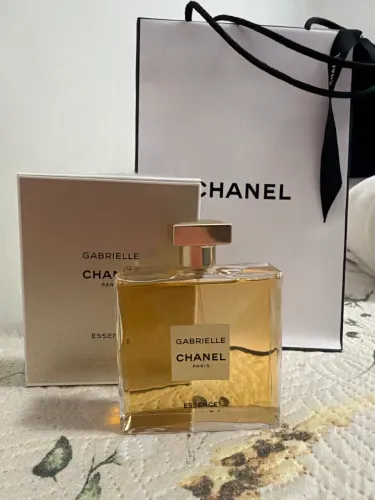 Perfume Chanel Gabrielle Essence