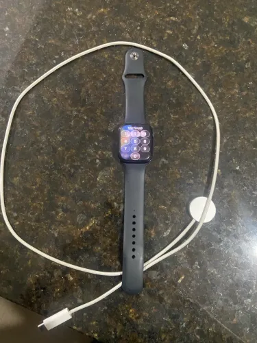 Apple Watch série 8 (GPS) 45mm usado