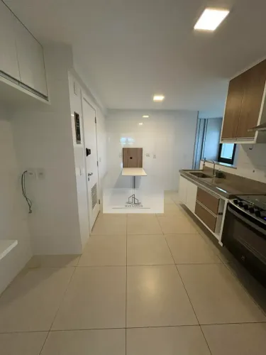 Alto padrão no Flamboyant com 3 quartos sendo 2 suítes + área externa
