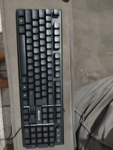 Teclado gamer preto semi mecânico rgb