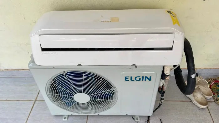 Ar condicionado 12000 BTU convencional 220V