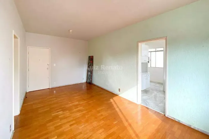 Apartamento à venda no bairro Cruzeiro