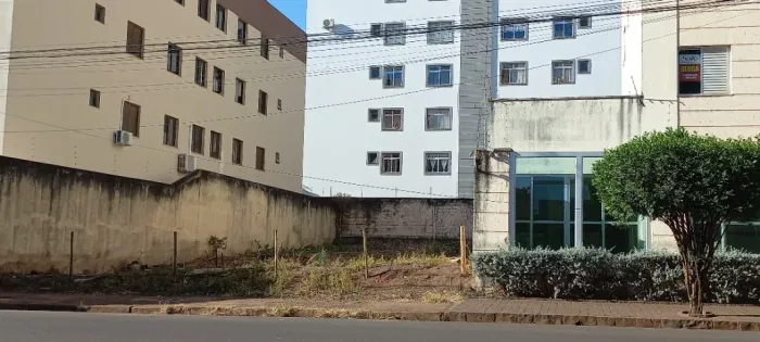 TERRENO PARA INVESTIDORES, CONSTRUTORES E EMPRESÁRIOS- REGIÃO GRANDE VALORIZAÇÃO - 360M²
