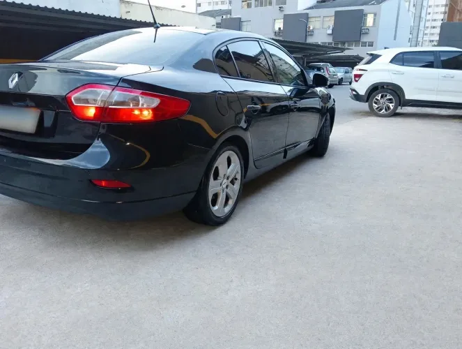 Renault Fluence Sed. Dynamique 2.0 16V Flex Aut. 2012