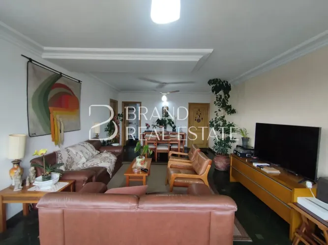Apartamento à Venda na Aclimação | 3 quartos | 140m I andar alto I Em Frente ao Parque | V