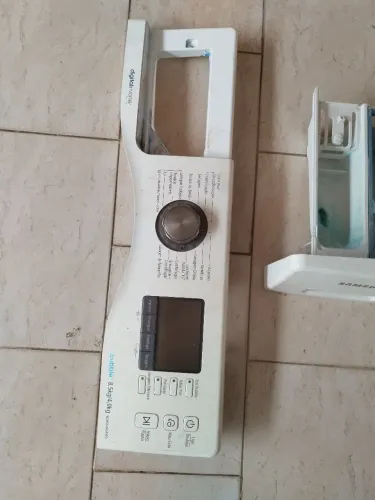 Painel frontal de instrumentos