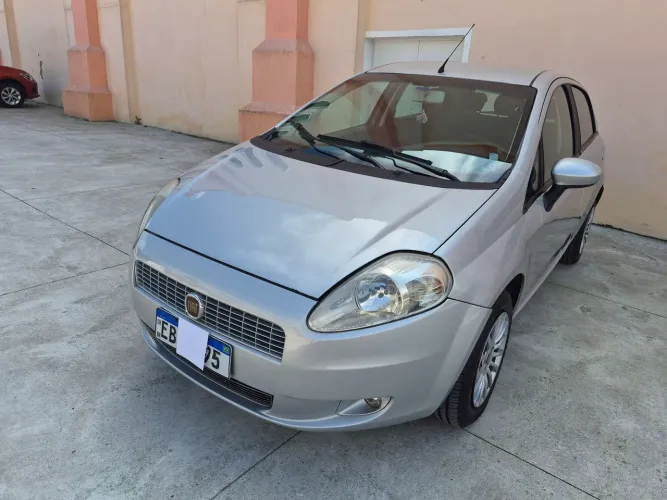 Fiat Punto ELX 1.4 Fire Flex 8V 5P 2008
