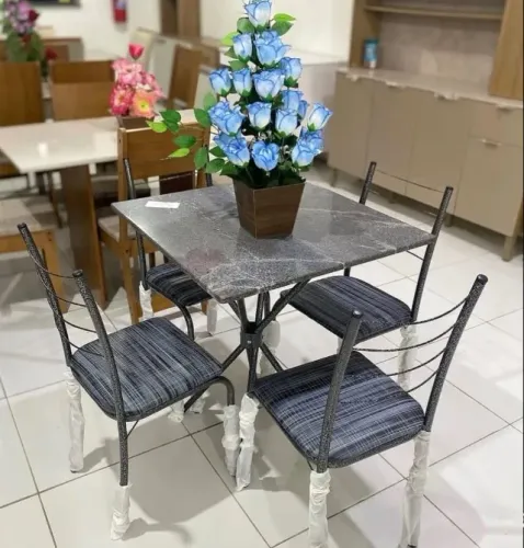 Conjunto de mesa NOVO da loja
