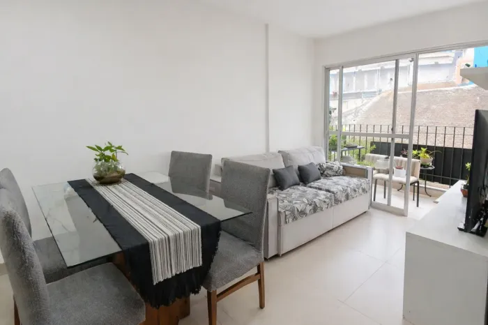 Apartamento para venda em Vila Ipojuca com 2 quartos, sendo 1 suíte, 59m²