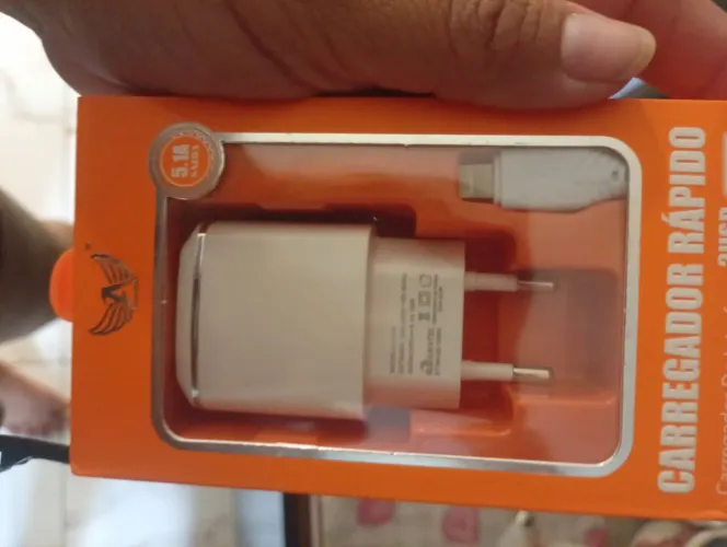 Carregador iPhone primeira linha novo