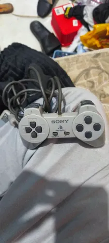 Controle de PsOne modelo SCPH-1080