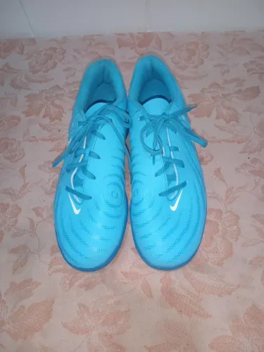 Tênis Nike futsal