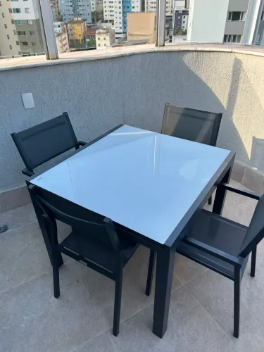 Mesa de Jardim Extensível com 4 cadeiras
