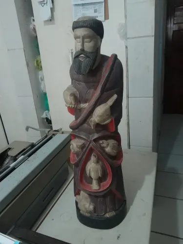 Escultura Sacra em madeira