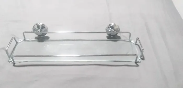 01 porta xampu cromado com base de vidro da marca Jackwal 
