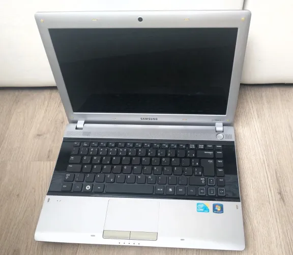 Notebook Samsung Rv411, Intel Core i3, Cor Prata, Tela 14