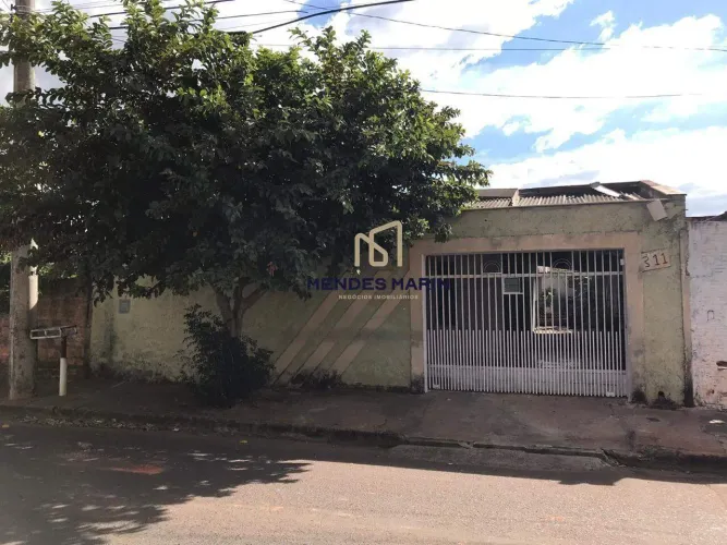 Casa com 2 dormitórios 179 m² à venda por R$ 160.000,00 - Vila Alba - Araçatuba/SP