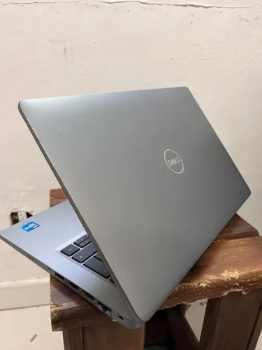 Dell Latitude 5420 CORE I5 11a 16gb 500gb Ssd 14'' Touch Cinza