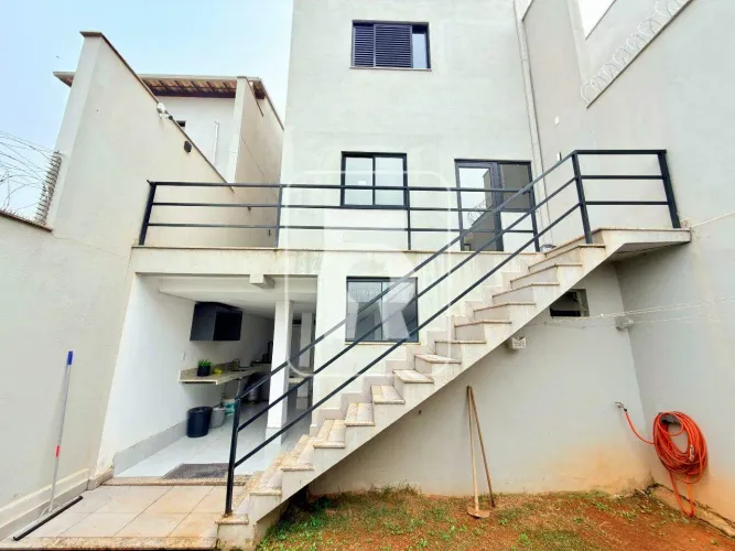 Casa à venda, 2 quartos, 1 suíte, 2 vagas, Parque Recanto da Hípica - Conselheiro Lafaiete