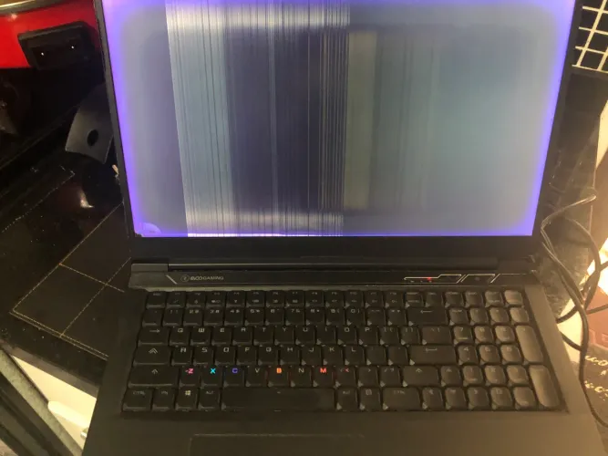 Notebook Evvo Gaming i7 de 9 geração RTX 2060 24 GB de RAM DDR4 17.3 polegadas 1TB SSD