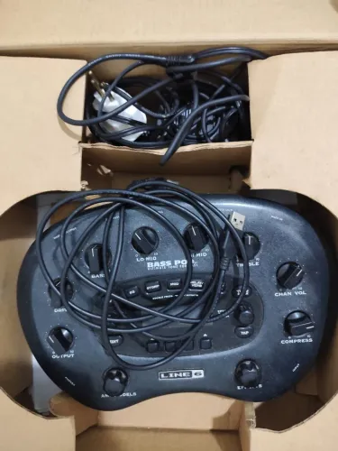 Bass Pod XT para conserto