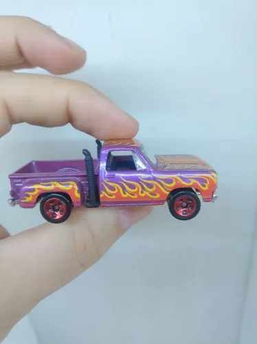 Hotwheels 1978 Dodge Li'l Red Express Truck Roxo Flames Loose Hot Wheels