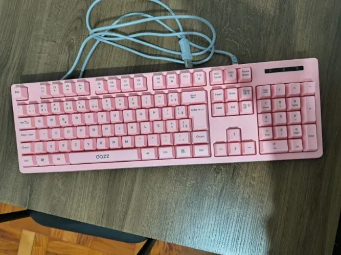 Vendo teclado rosa da Dazz