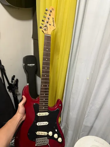 Guitarra strimberg STG